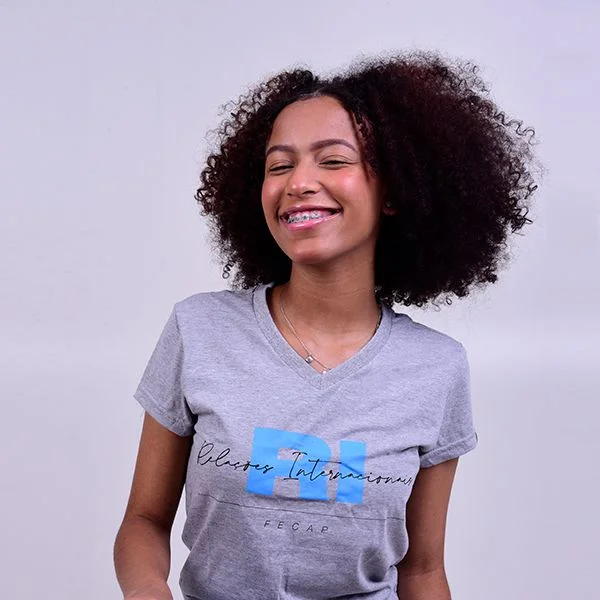 Camiseta Relações Internacionais